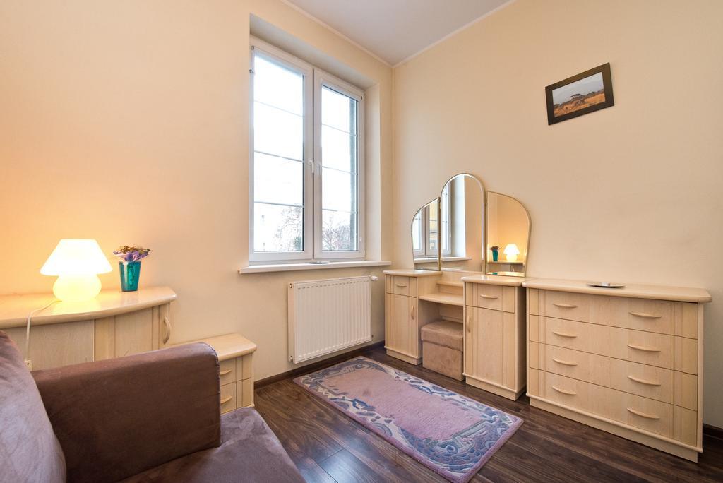 Gdanskie Apartamenty - Apartamenty - Dluga Z Widokiem Na Ratusz I Nad Motlawa Стая снимка